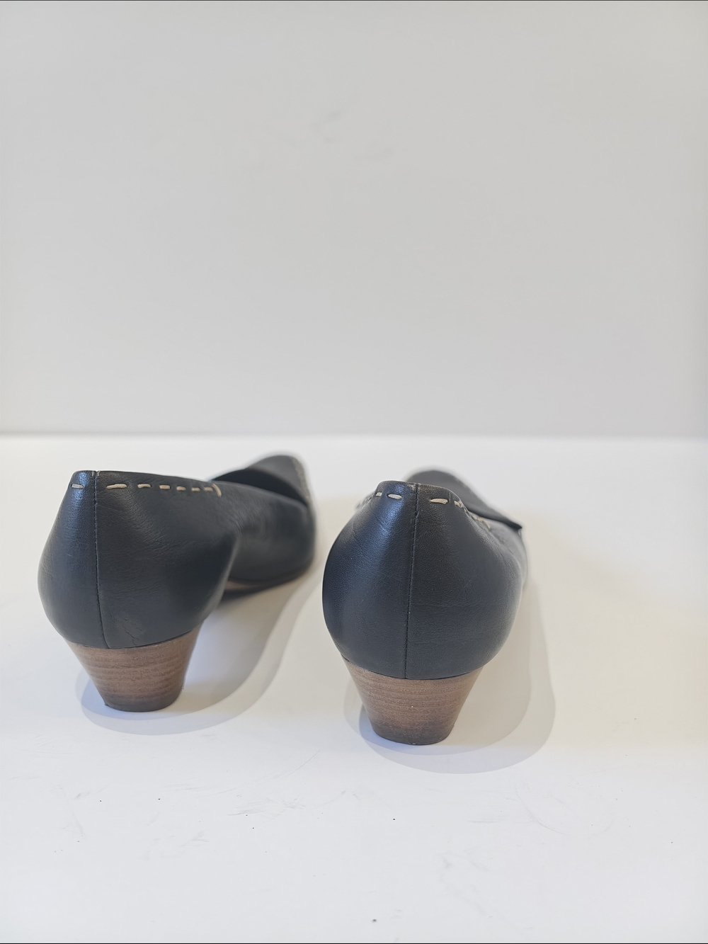 Fendi brown Selleria leather  pumps - Picture 4 of 10